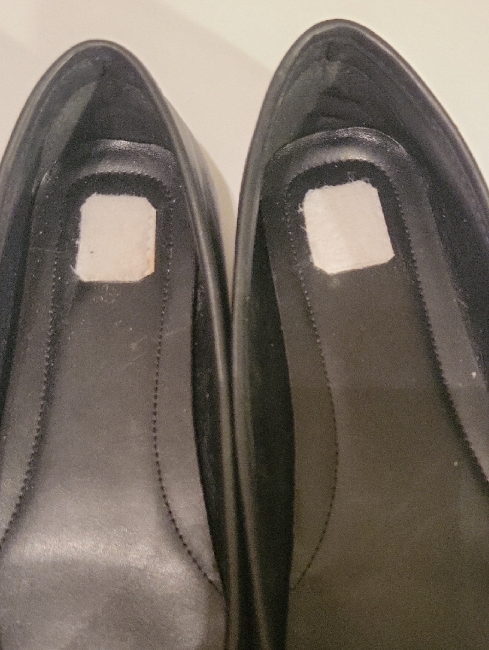 Michael Kors Black Leather Logo Ballet Flats with Gold Accent - Picture 5 of 9